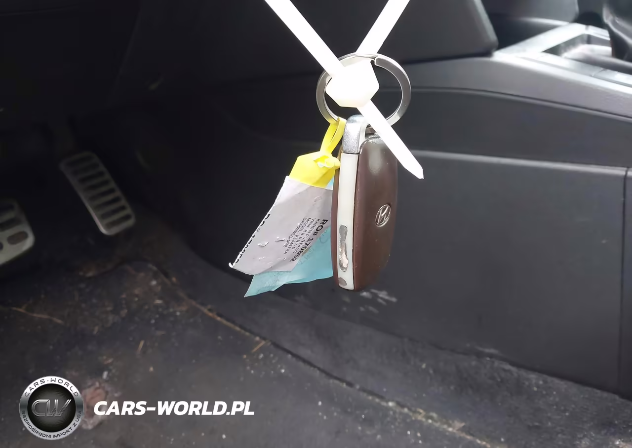 2019 Hyundai Elantra Sport VIN:KMHD04LB4KU886949 - 11