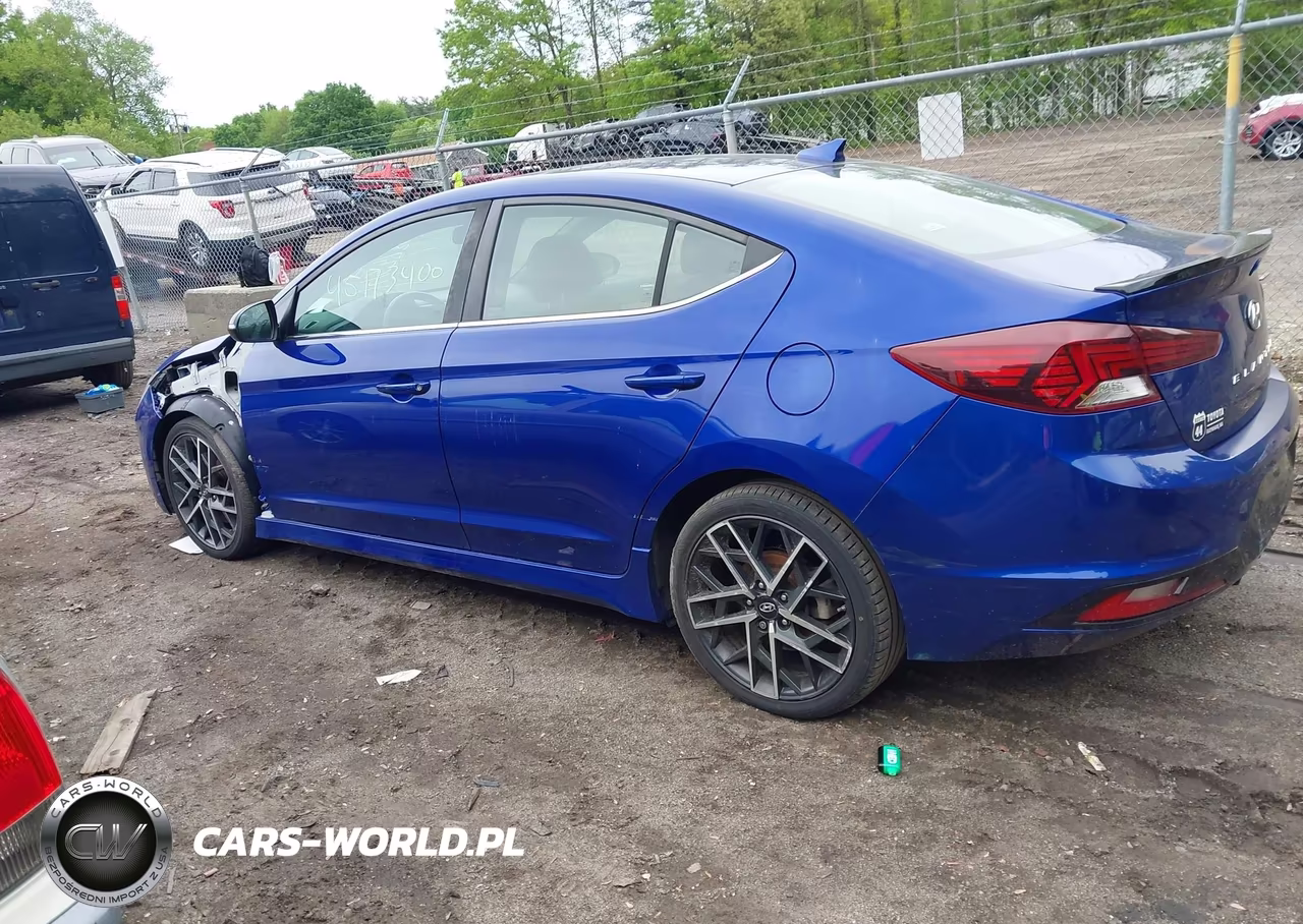 2019 Hyundai Elantra Sport VIN:KMHD04LB4KU886949 - 3