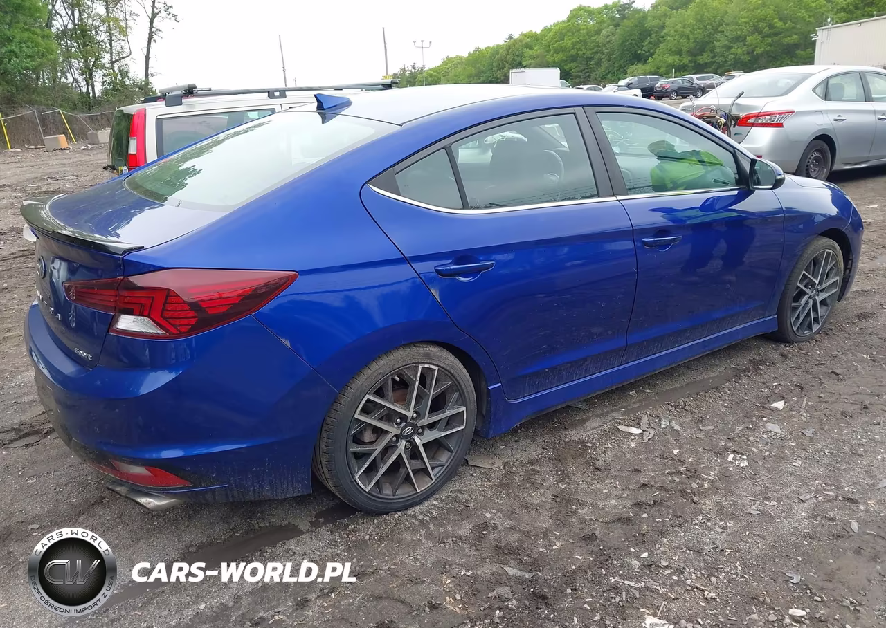 2019 Hyundai Elantra Sport VIN:KMHD04LB4KU886949 - 4