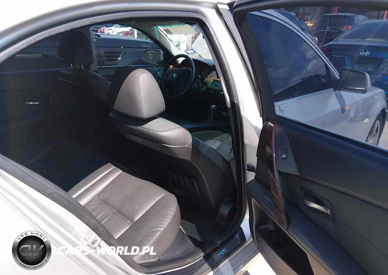 2007 BMW 530I VIN:WBANE73597CM51408 - 8