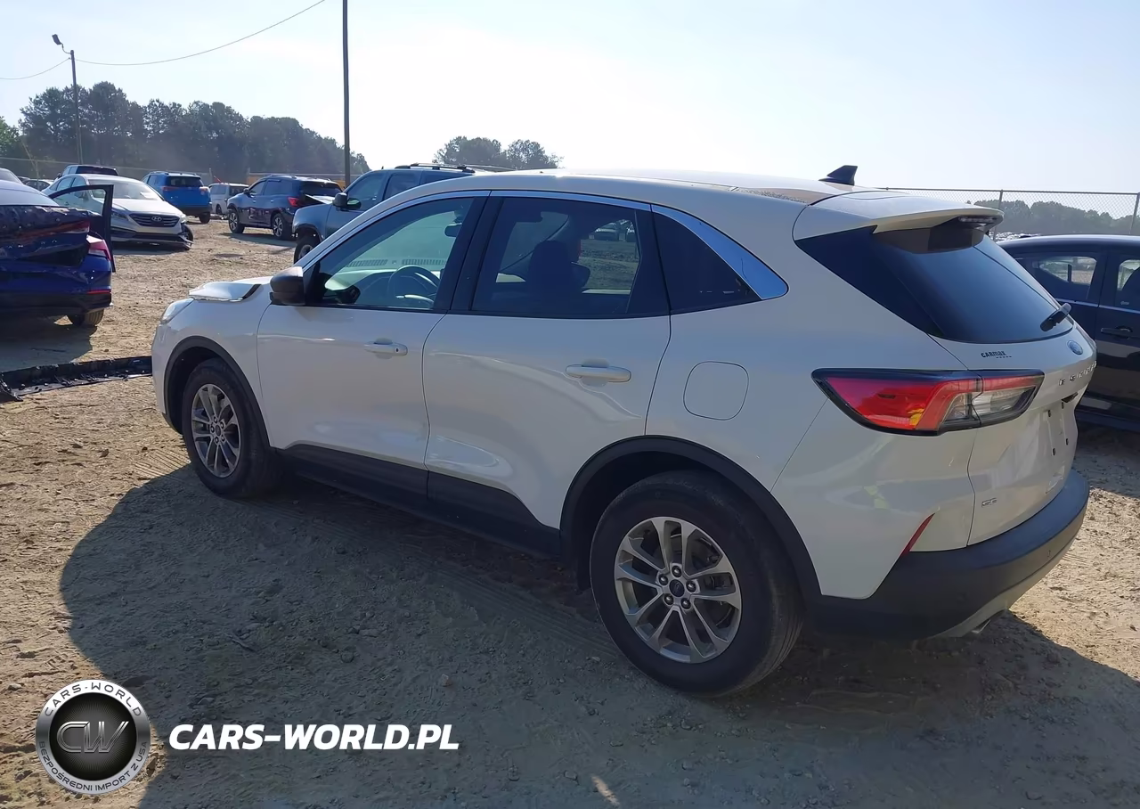 2022 Ford Escape Se VIN:1FMCU0G63NUB55617 - 3