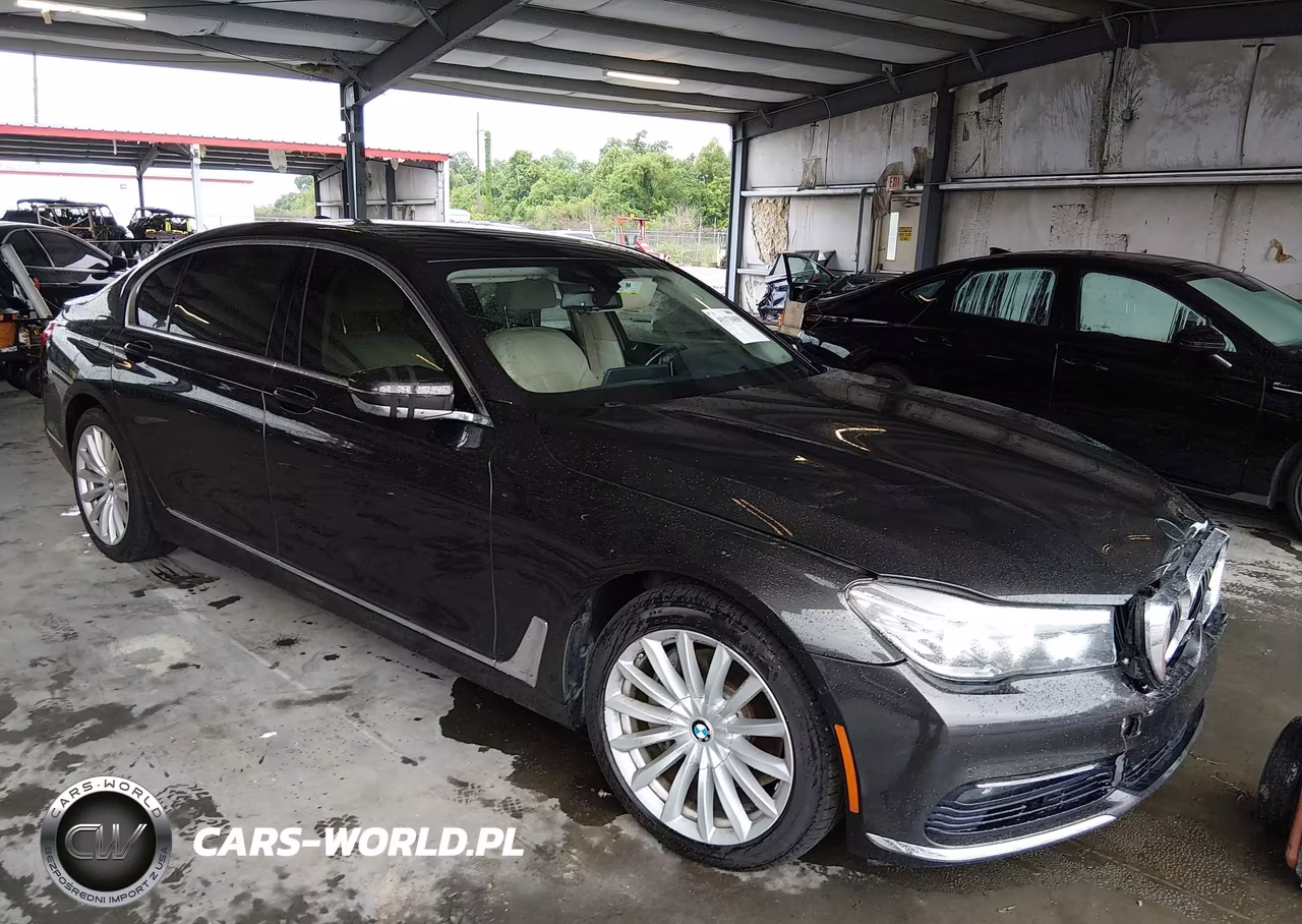 2016 BMW 740I – zdjęcie 1 z 16