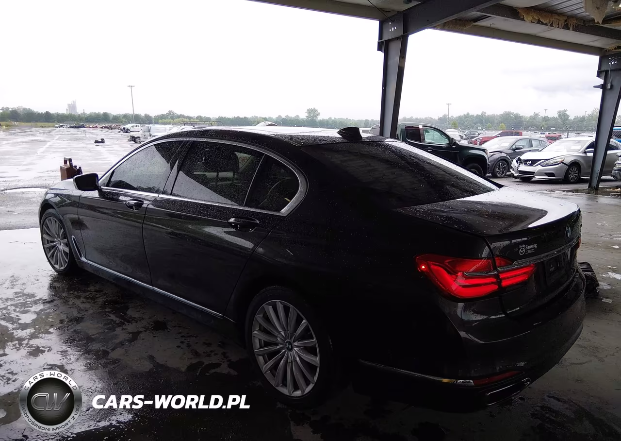2016 BMW 740I VIN:WBA7E2C5XGGD99827 - 3