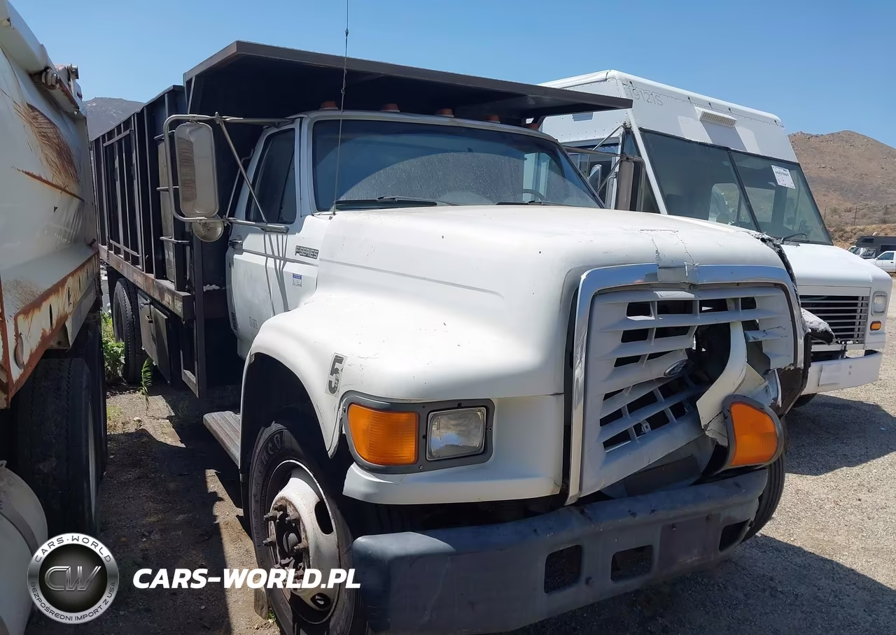 1998 Ford F700 – zdjęcie 1 z 19