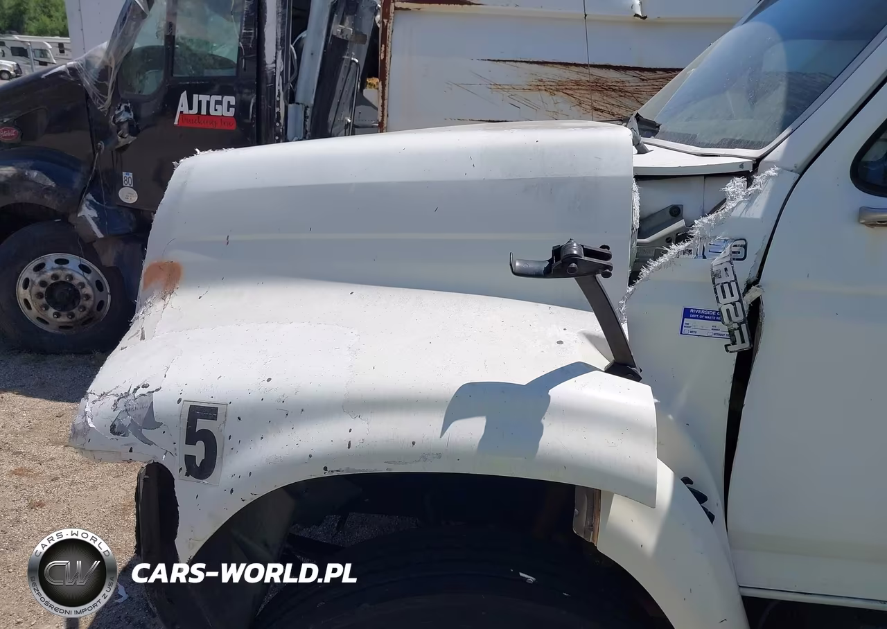 1998 Ford F700 VIN:1FDNF70J4WVA19390 - 14