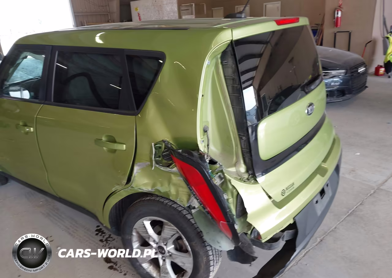 2018 Kia Soul ! VIN:KNDJN2A21J7899929 - 16