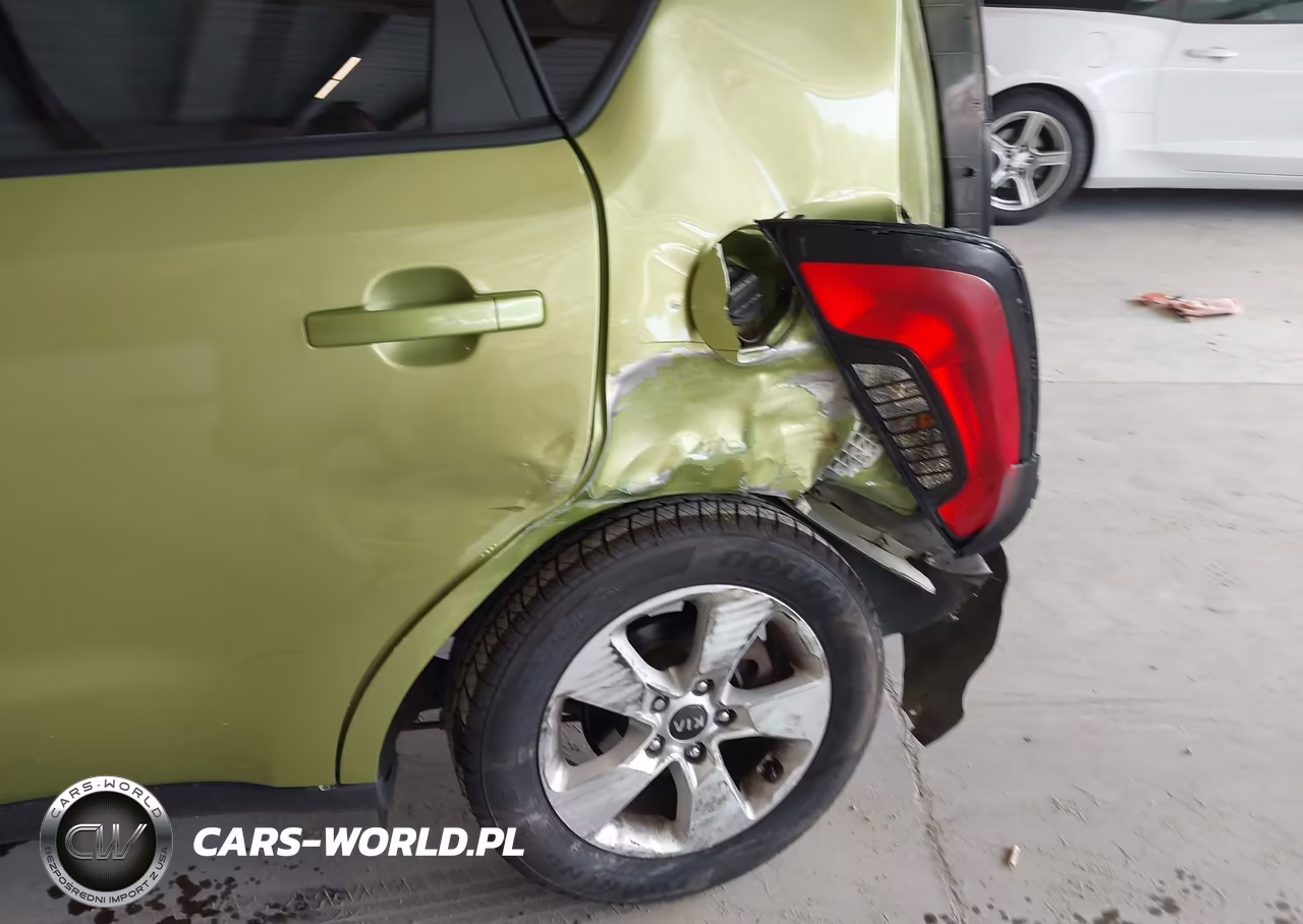 2018 Kia Soul ! VIN:KNDJN2A21J7899929 - 6