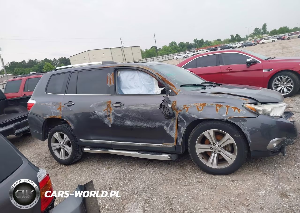 2013 Toyota Highlander Limited V6 VIN:5TDYK3EH3DS102196 - 13