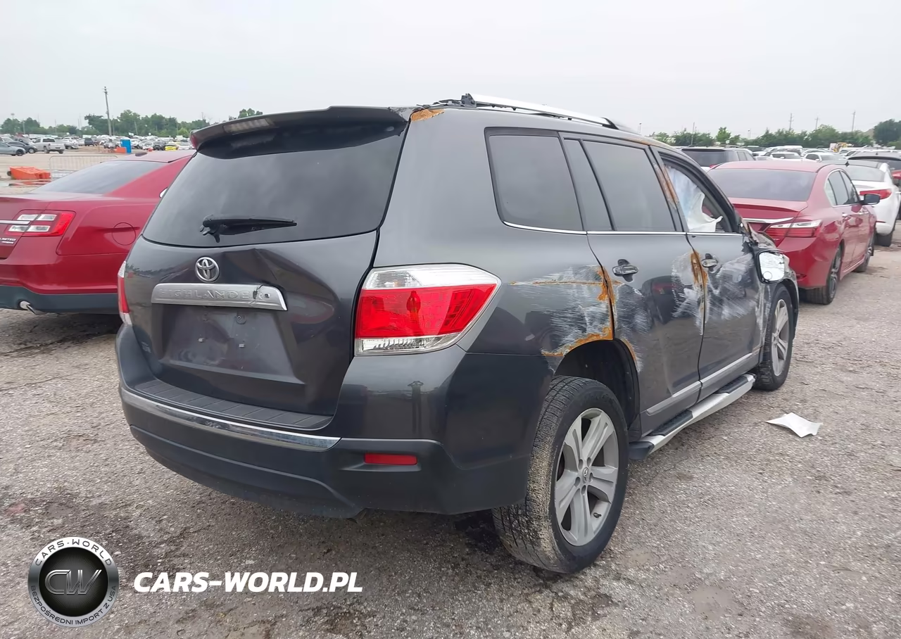 2013 Toyota Highlander Limited V6 VIN:5TDYK3EH3DS102196 - 4