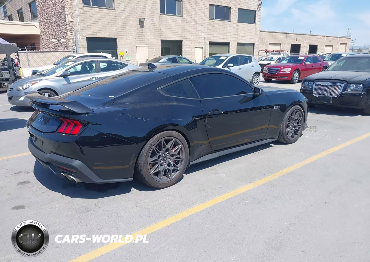 2025 Ford Mustang Gt Premium Fastback VIN:1FA6P8CF9S5416242 - 4