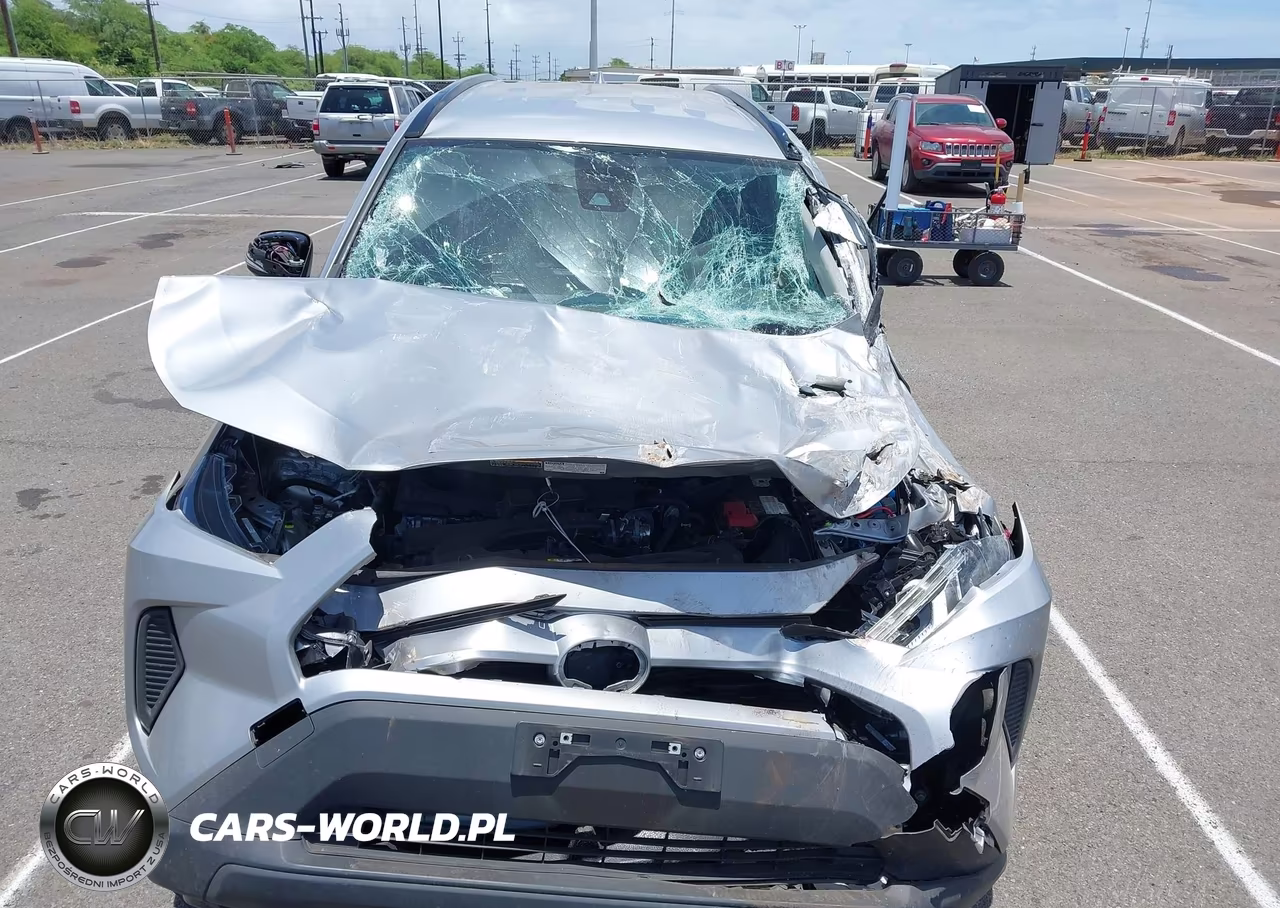 2024 Toyota Rav4 Xle VIN:JTMW1RFV5RJ030200 - 6