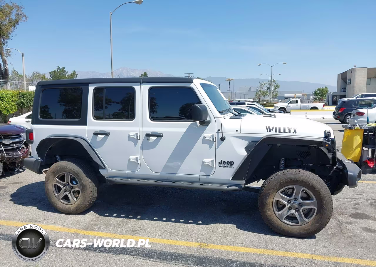 2021 Jeep Wrangler Unlimited Willys 4X4 VIN:1C4HJXDN7MW646525 - 13