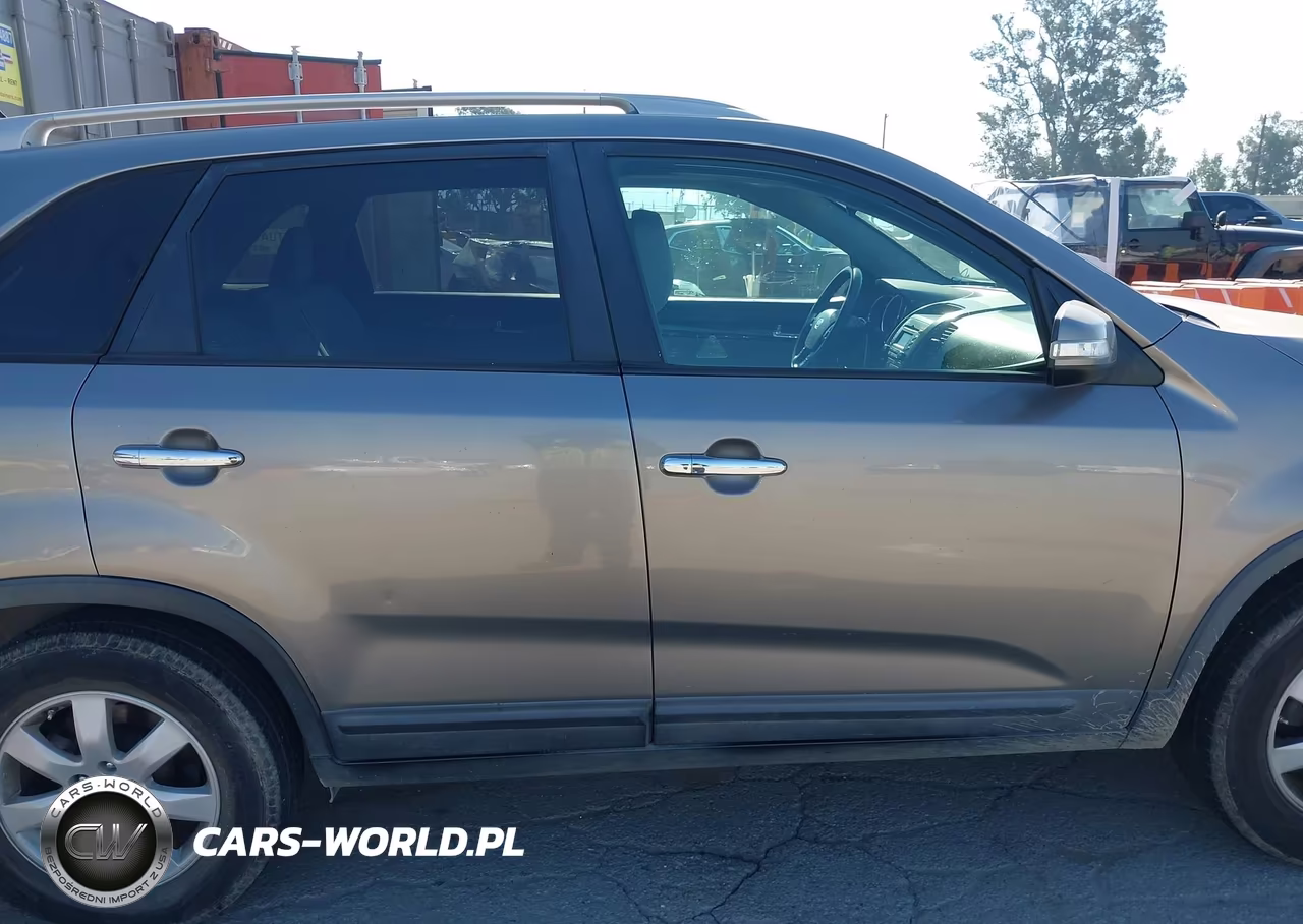 2011 Kia Sorento Lx VIN:5XYKT4A18BG098657 - 13