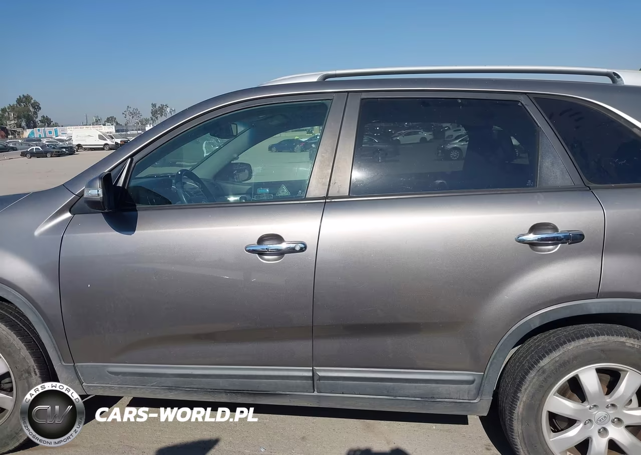 2011 Kia Sorento Lx VIN:5XYKT4A18BG098657 - 14
