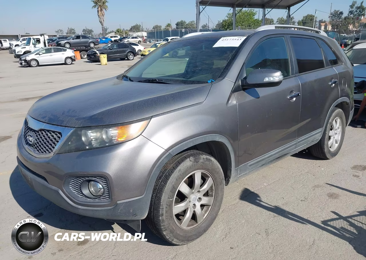 2011 Kia Sorento Lx VIN:5XYKT4A18BG098657 - 2