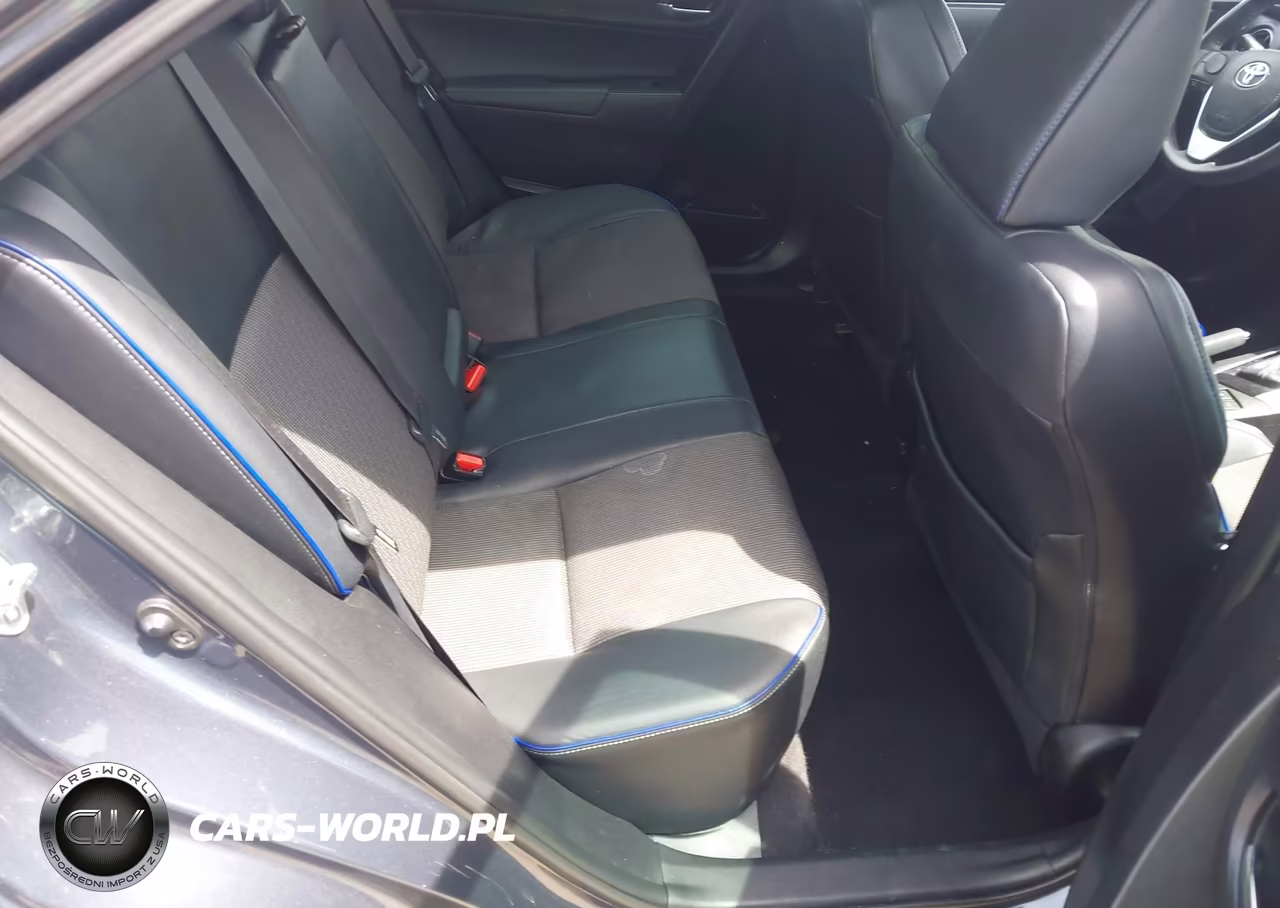 2018 Toyota Corolla Se VIN:5YFBURHE4JP823846 - 8