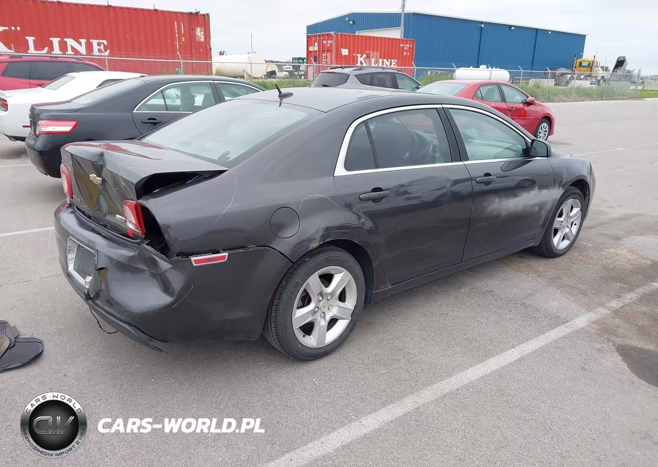 2010 Chevrolet Malibu Ls VIN:1G1ZA5E09AF255411 - 4