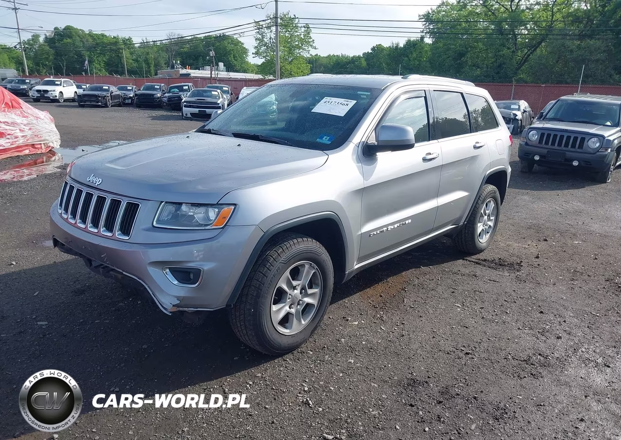 2015 Jeep Grand Cherokee Laredo VIN:1C4RJFAG1FC847801 - 2