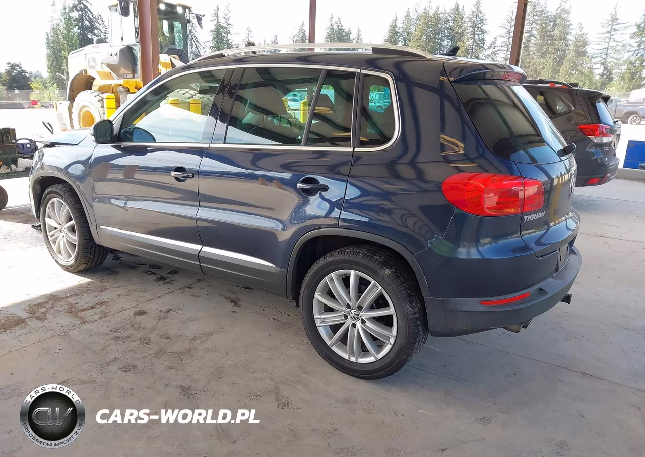 2012 Volkswagen Tiguan Se VIN:WVGBV7AX3CW596667 - 3