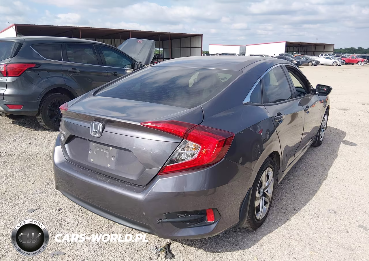 2017 Honda Civic Lx VIN:2HGFC2F55HH501846 - 4