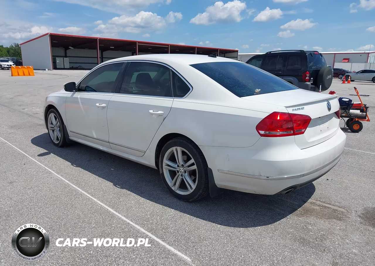 2015 Volkswagen Passat 2.0L Tdi Se VIN:1VWBV7A35FC066320 - 3
