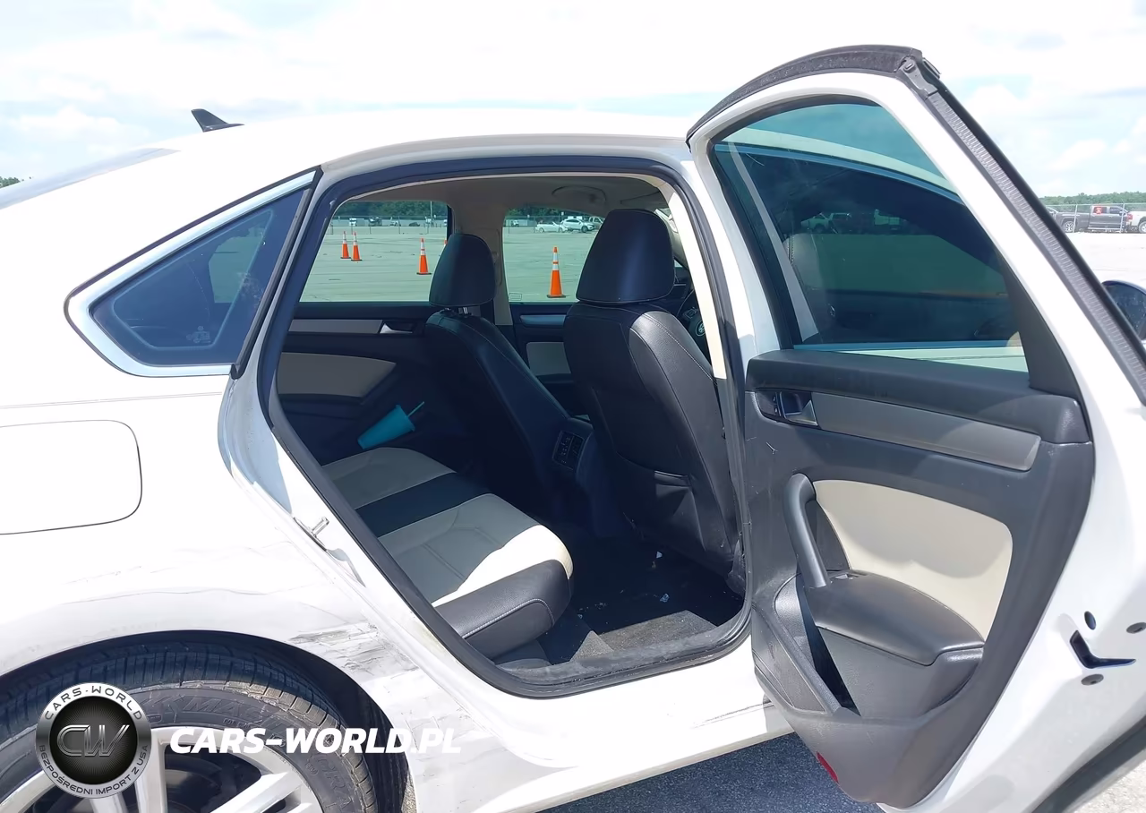 2015 Volkswagen Passat 2.0L Tdi Se VIN:1VWBV7A35FC066320 - 8
