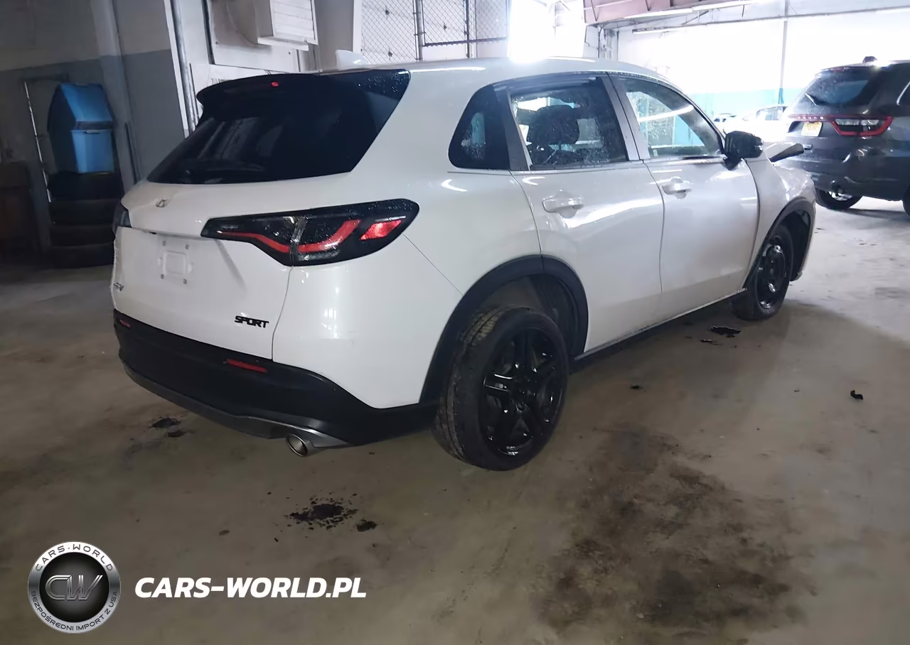 2023 Honda Hr-V Awd Sport VIN:3CZRZ2H55PM738094 - 4