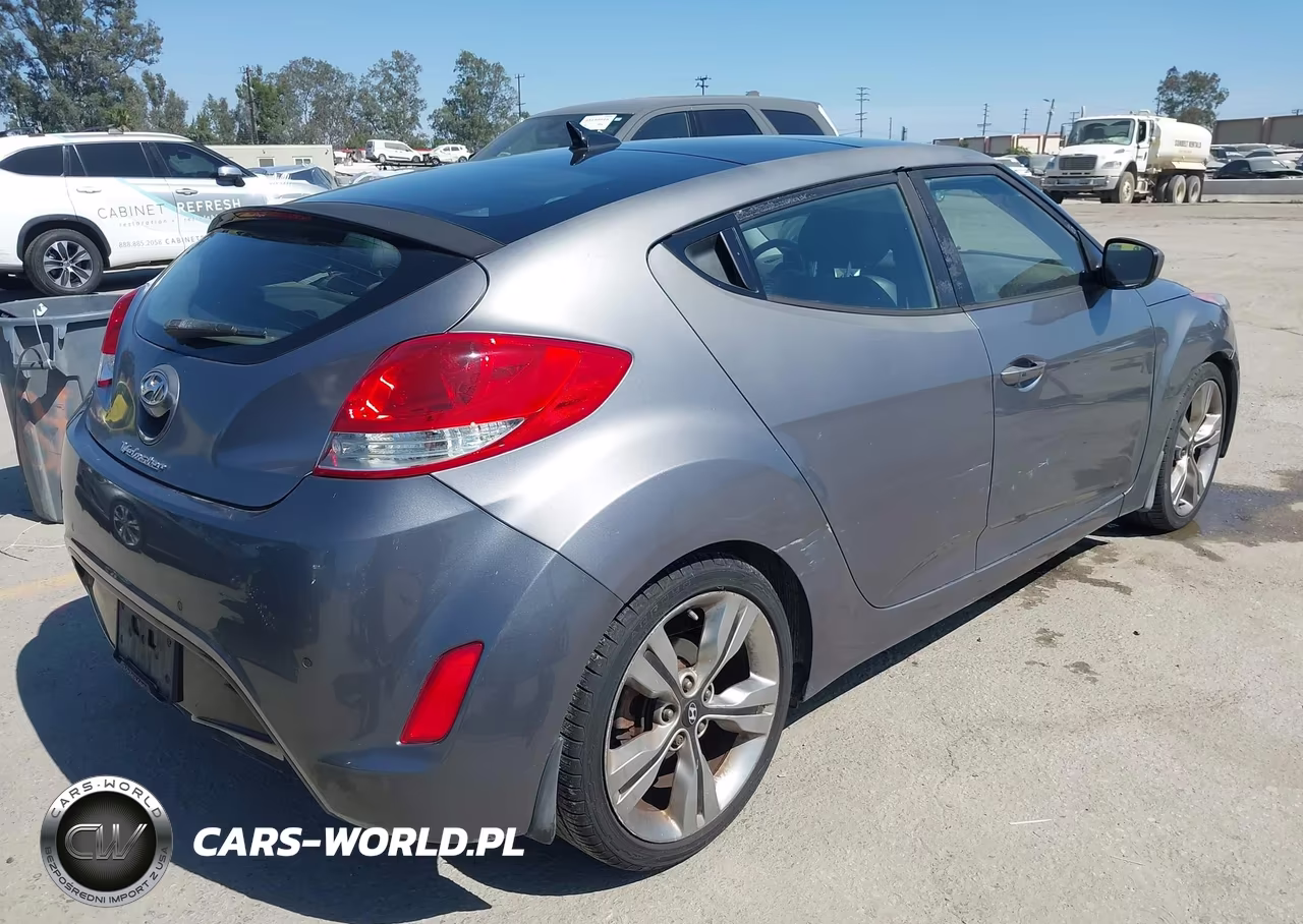 2012 Hyundai Veloster Base W-Black VIN:KMHTC6AD2CU060718 - 4