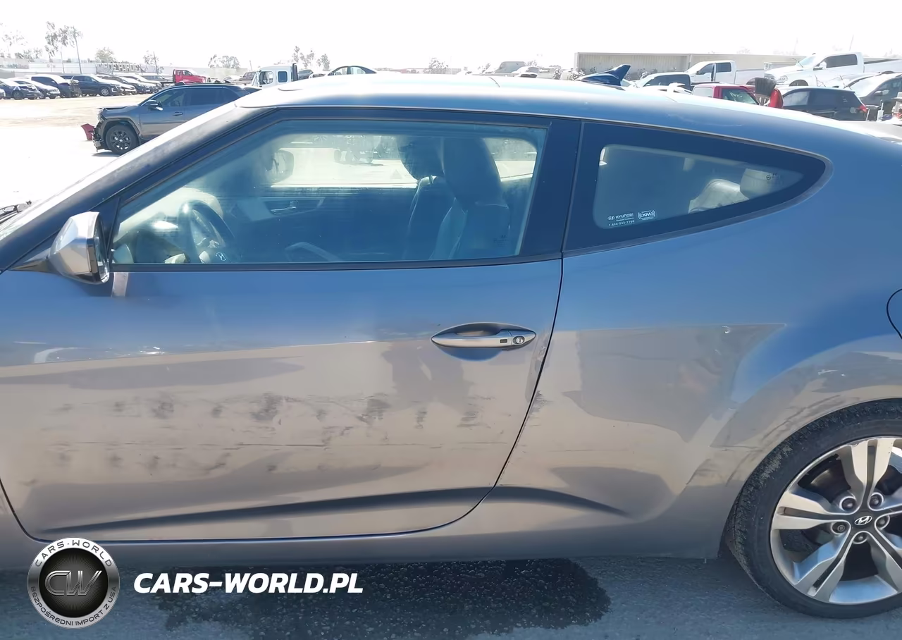 2012 Hyundai Veloster Base W-Black VIN:KMHTC6AD2CU060718 - 6