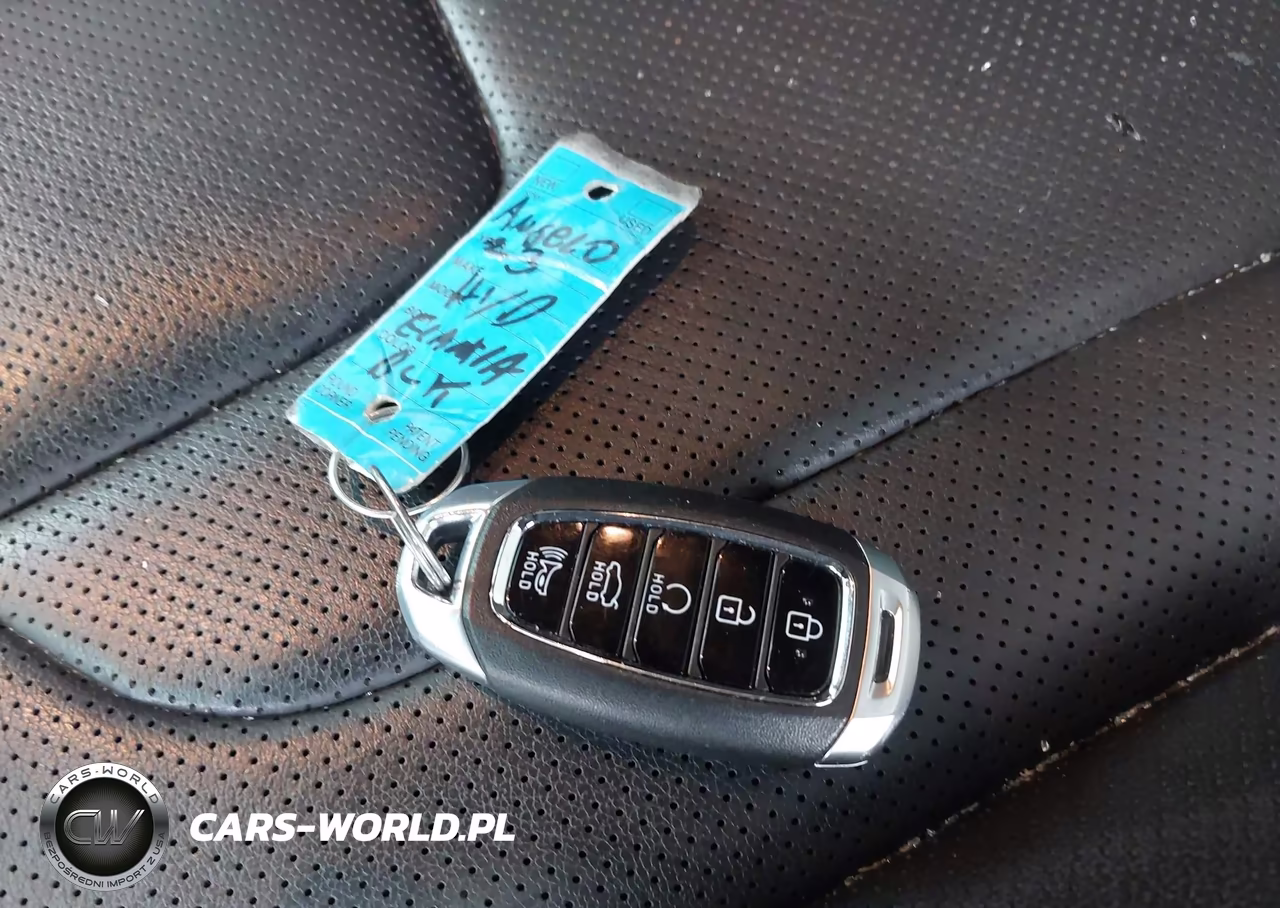2023 Hyundai Elantra Hybrid Limited VIN:KMHLN4AJ3PU061001 - 11