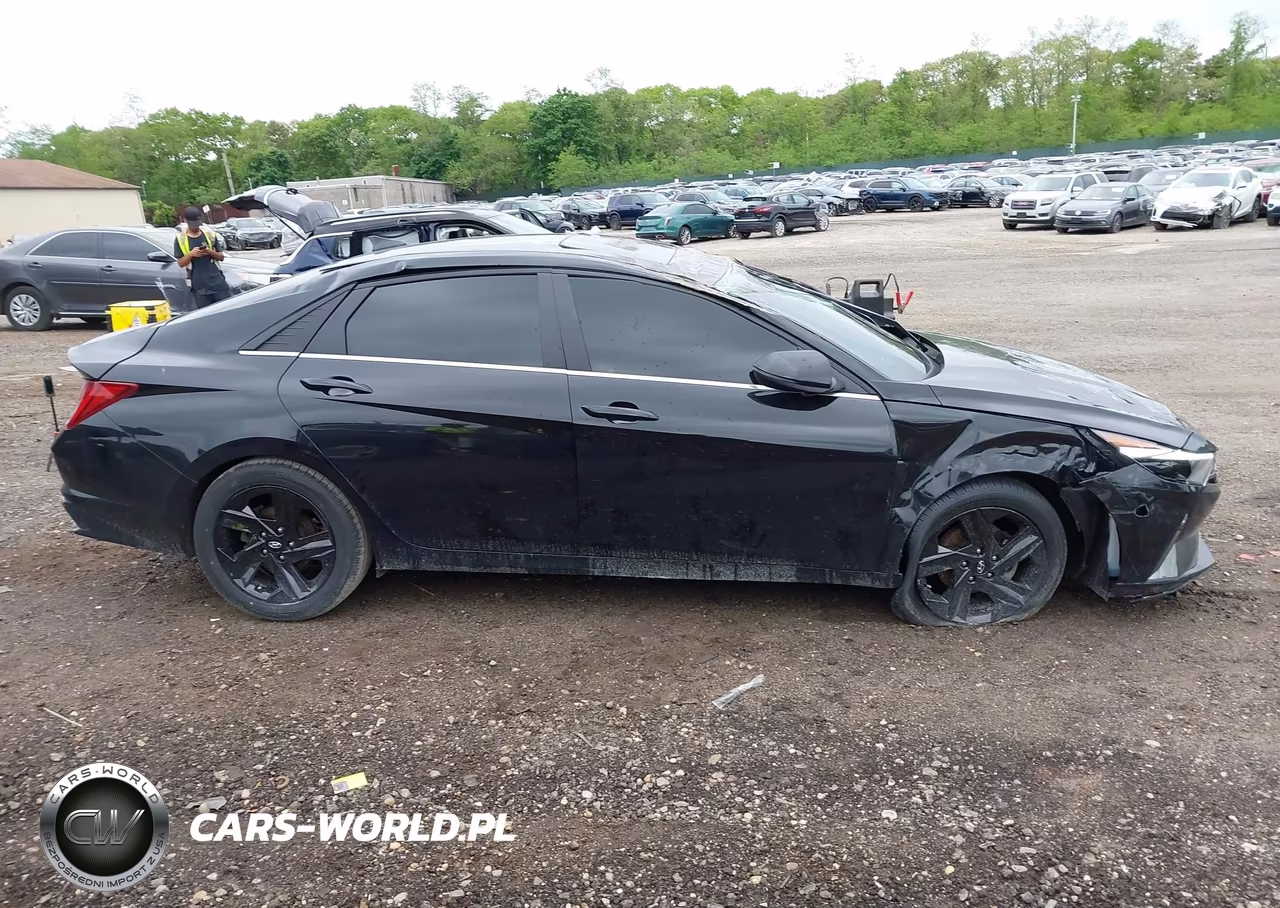 2023 Hyundai Elantra Hybrid Limited VIN:KMHLN4AJ3PU061001 - 13