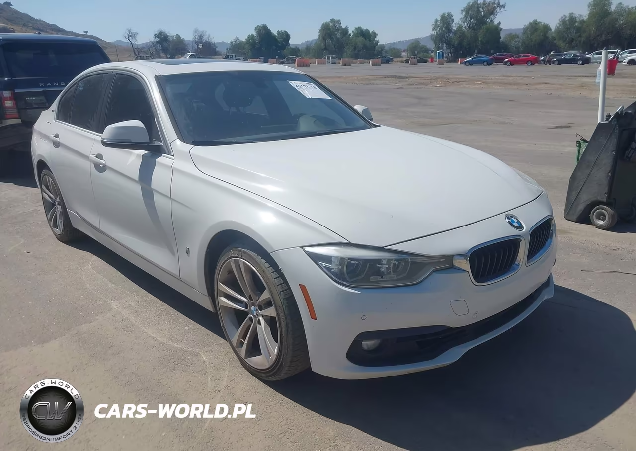 2017 BMW 330E Iperformance – zdjęcie 1 z 16