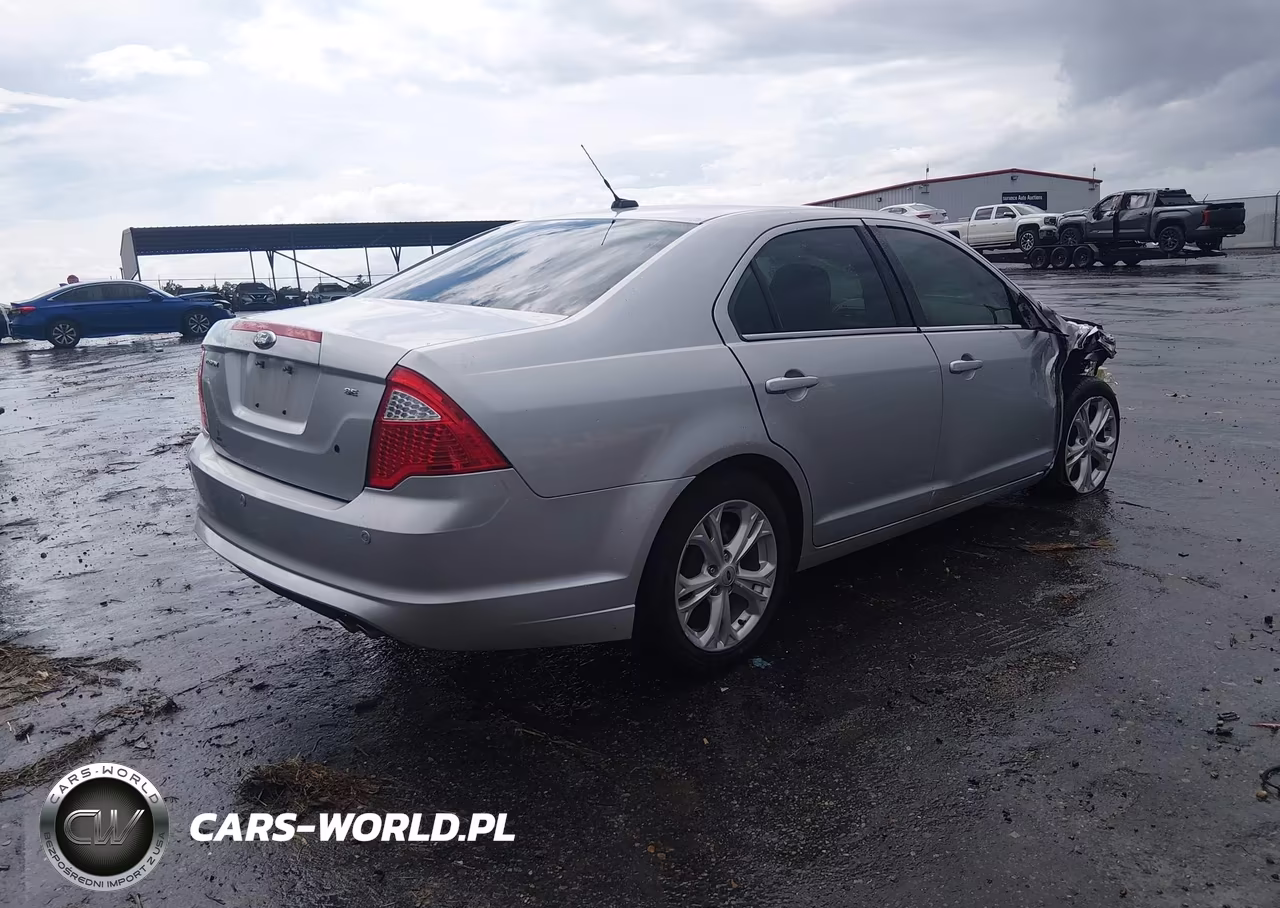 2012 Ford Fusion Se VIN:3FAHP0HA4CR121720 - 4