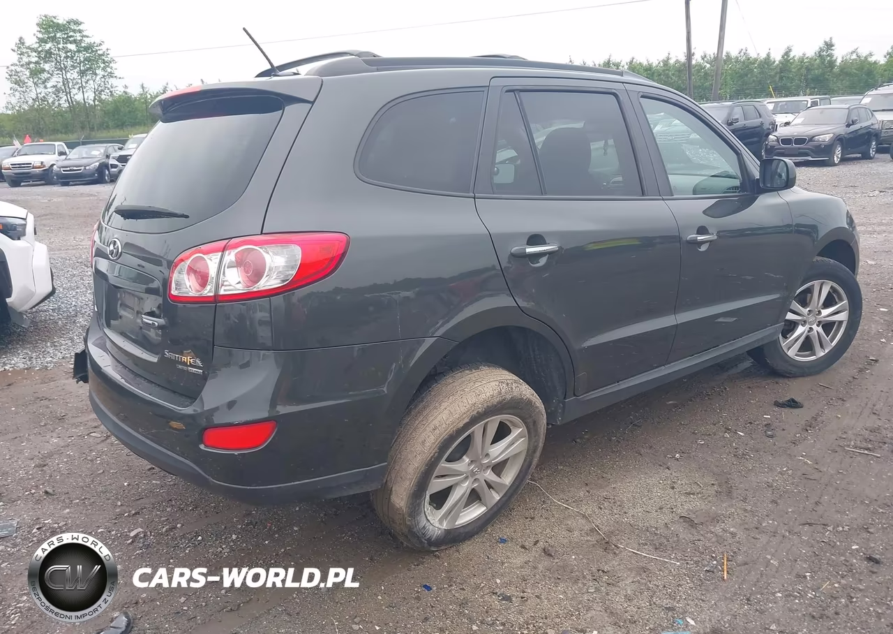 2011 Hyundai Santa Fe Limited V6 VIN:5XYZKDAG2BG075901 - 4