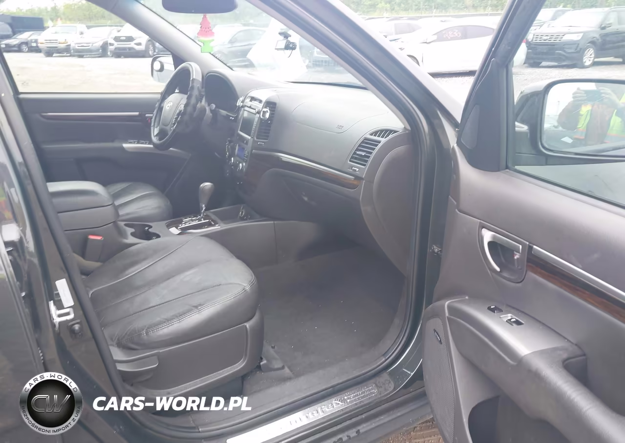 2011 Hyundai Santa Fe Limited V6 VIN:5XYZKDAG2BG075901 - 5
