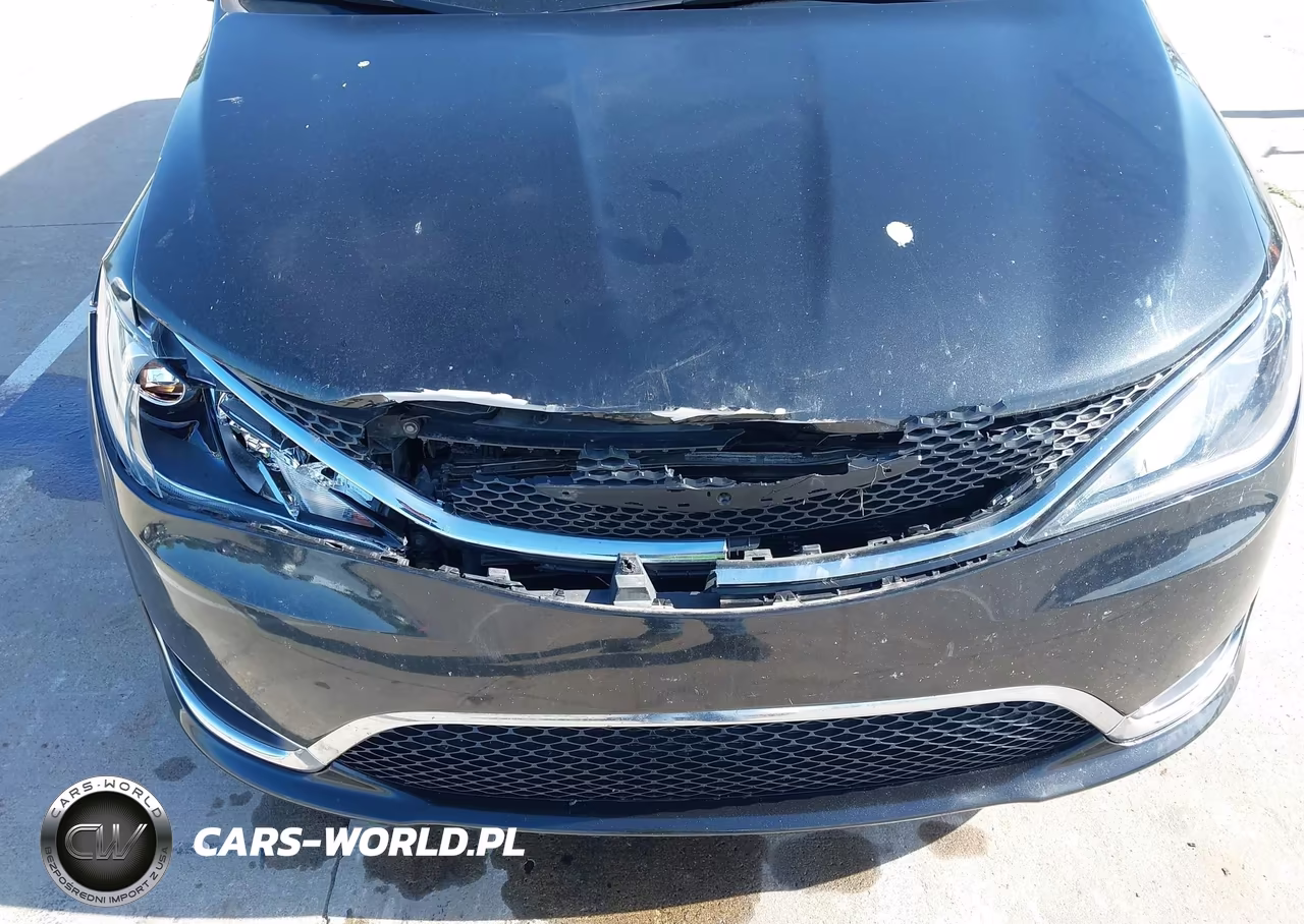 2017 Chrysler Pacifica Touring-L VIN:2C4RC1BG3HR660520 - 6