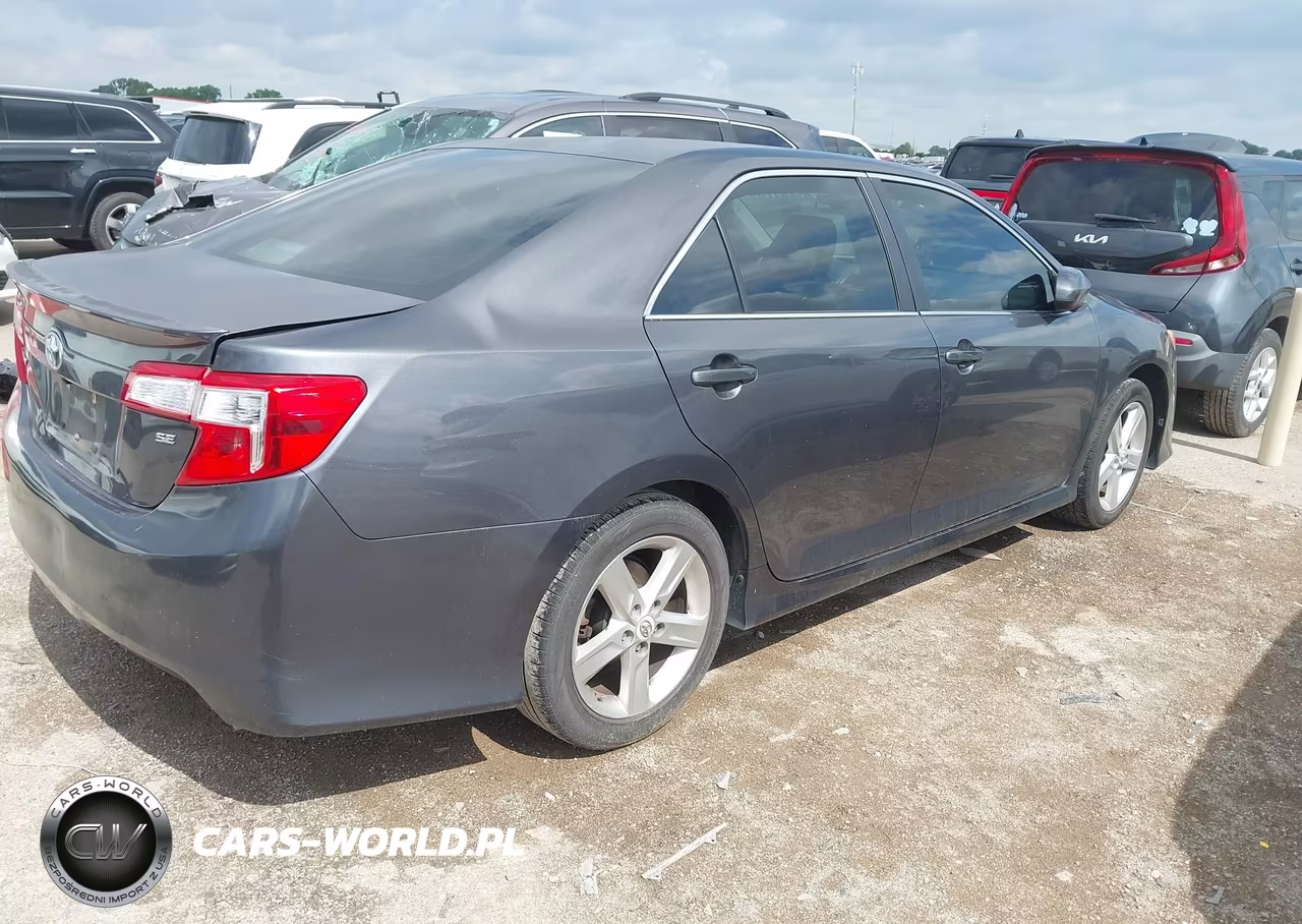 2012 Toyota Camry Se VIN:4T1BF1FK7CU609827 - 4