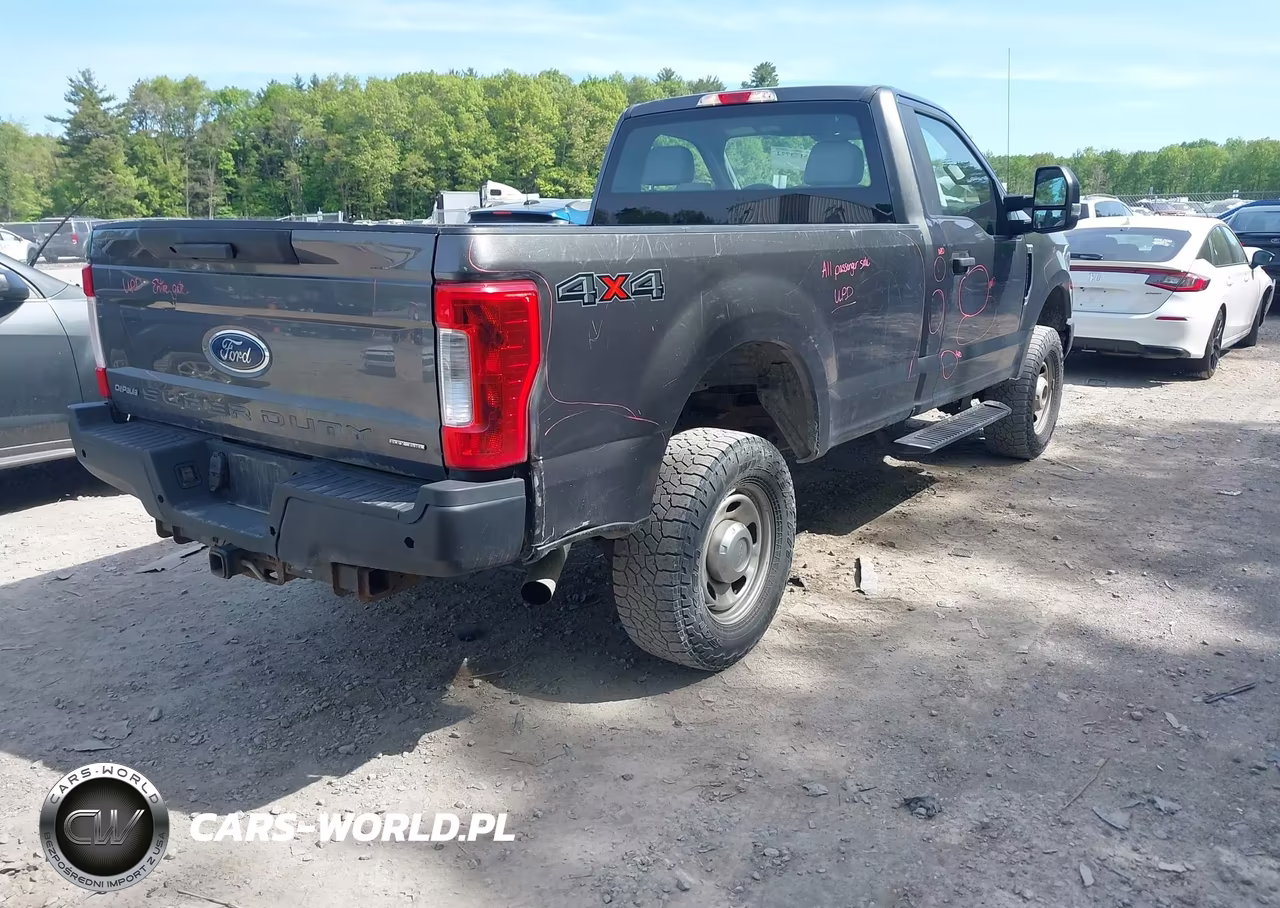 2017 Ford F-350 Xl VIN:1FTRF3B62HEC05410 - 4
