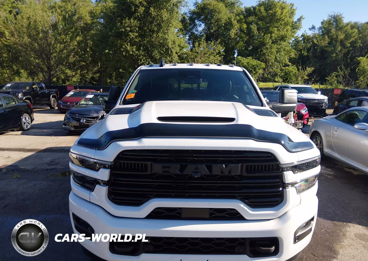 2025 Ram 2500 Laramie 4X4 6'4 Box VIN:3C63R5NL1SG560392 - 11