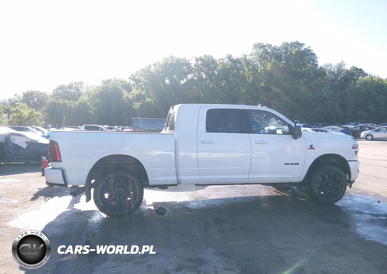 2025 Ram 2500 Laramie 4X4 6'4 Box VIN:3C63R5NL1SG560392 - 13