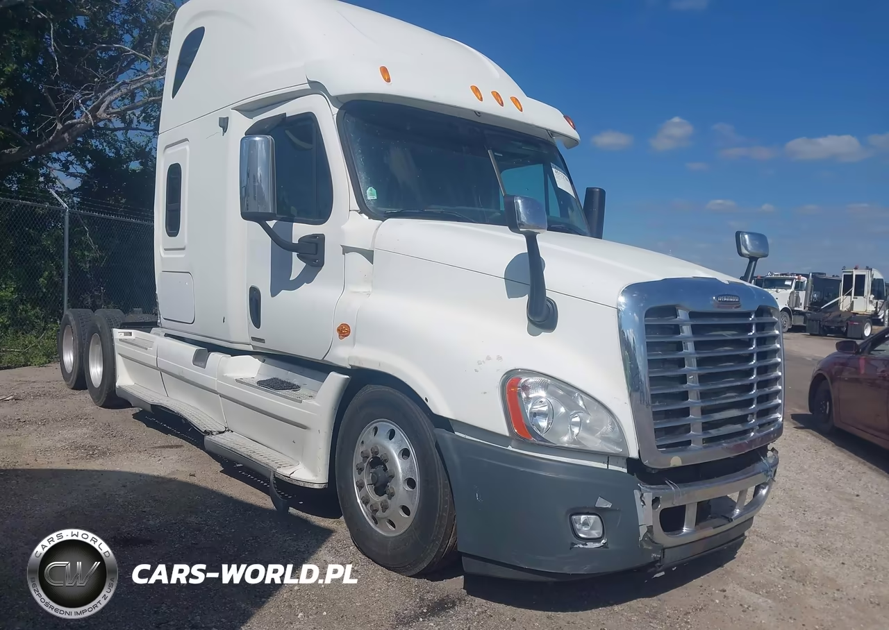 2010 Freightliner Cascadia 125