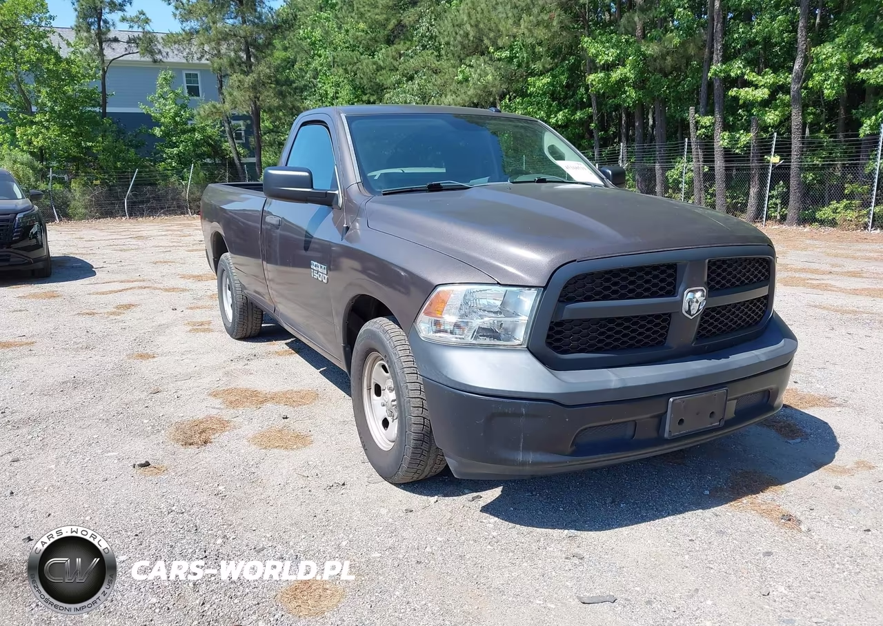 2017 Ram 1500 Tradesman 4X2 8' Box – zdjęcie 1 z 16