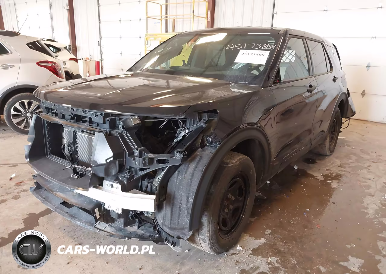 2024 Ford Police Interceptor Utility VIN:1FM5K8AB2RGA25674 - 2