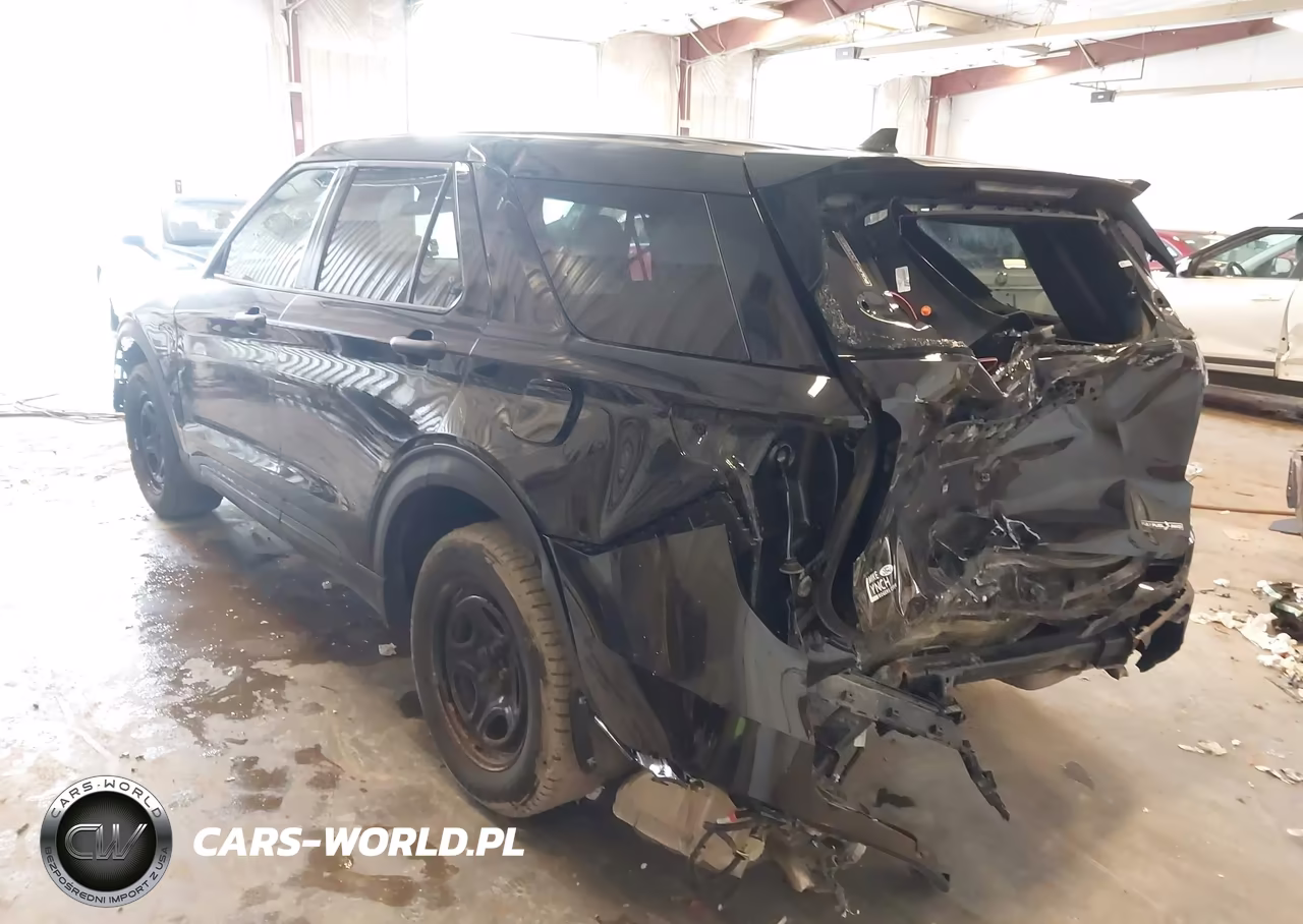 2024 Ford Police Interceptor Utility VIN:1FM5K8AB2RGA25674 - 4