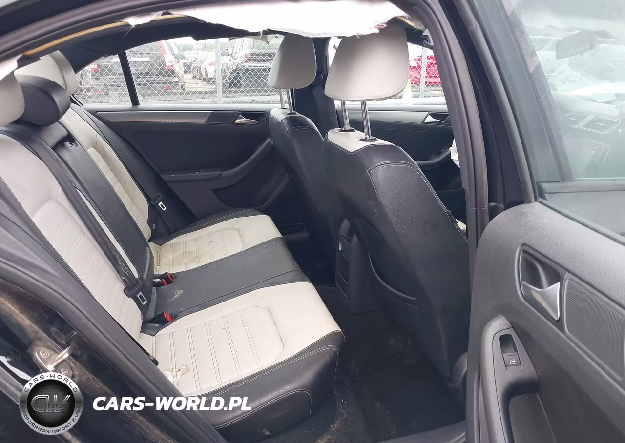 2016 Volkswagen Jetta 1.8T Sport VIN:3VWD17AJ4GM293792 - 8