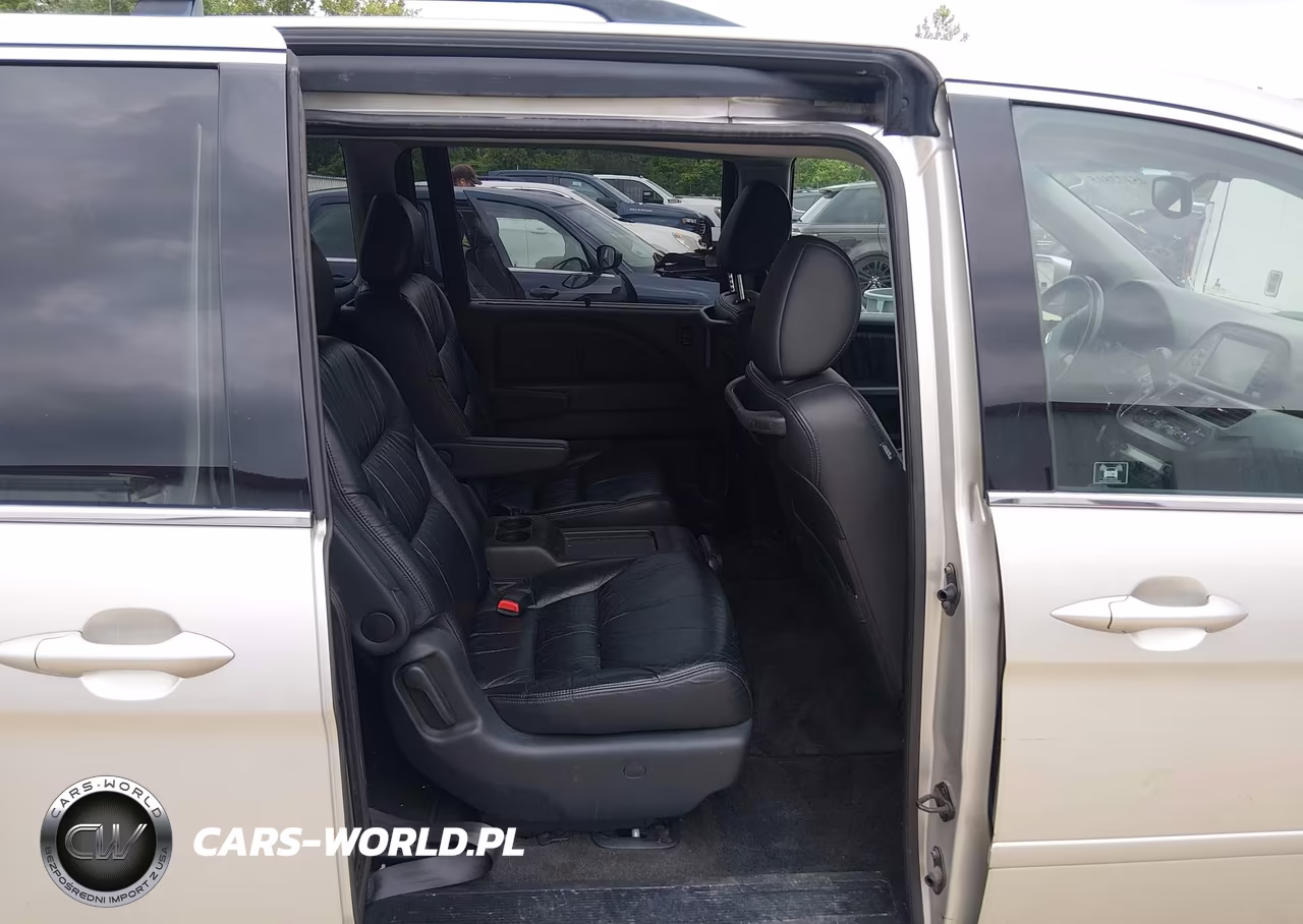 2008 Honda Odyssey Touring VIN:5FNRL38968B010242 - 8