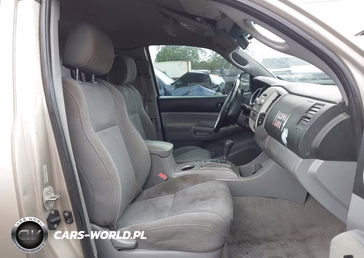 2008 Toyota Tacoma Base V6 VIN:5TEUU42NX8Z552252 - 5