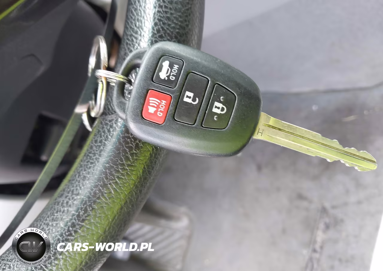 2015 Toyota Camry Le VIN:4T4BF1FK4FR506584 - 11