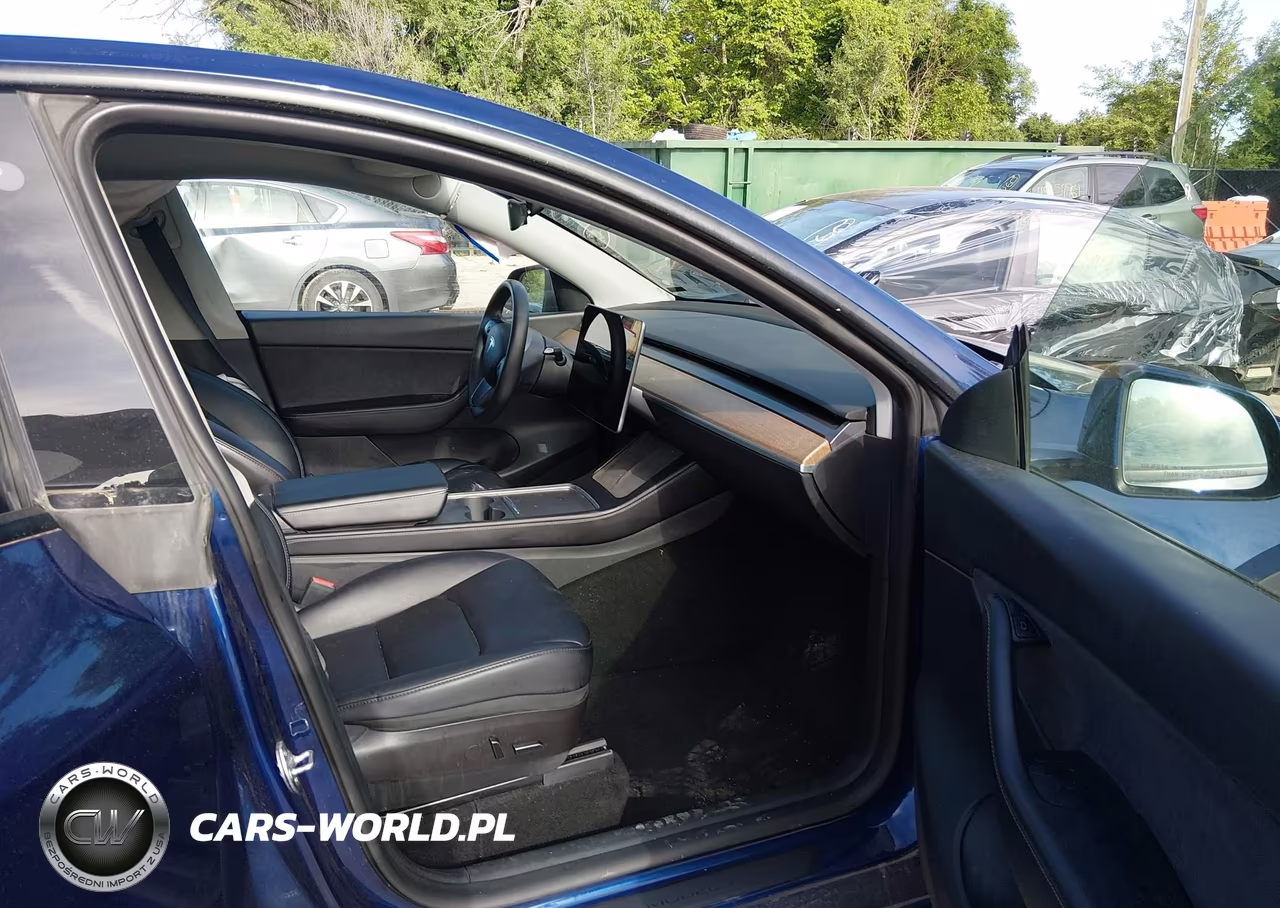 2022 Tesla Model Y Performance Dual Motor All-Wheel Drive VIN:7SAYGDEF0NF443327 - 5