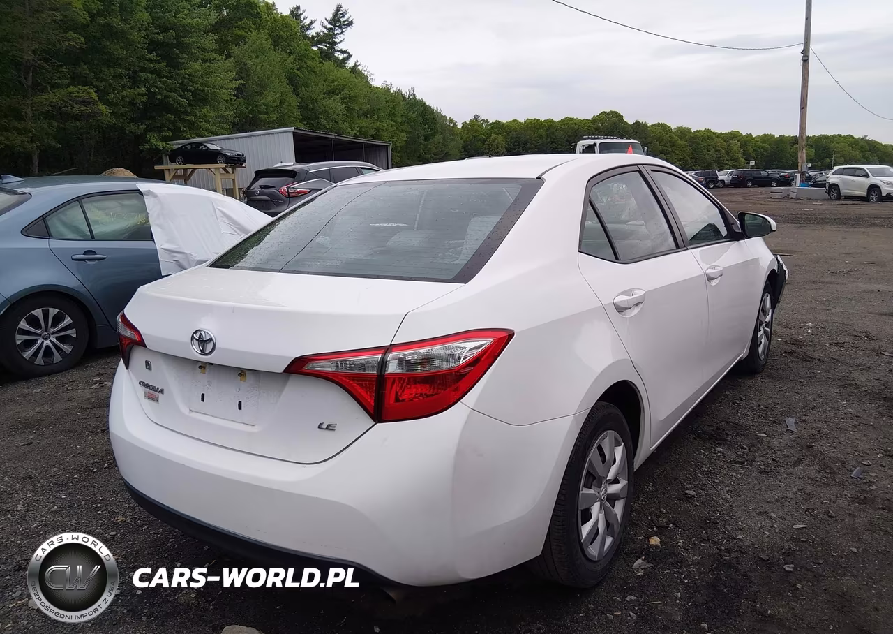 2016 Toyota Corolla Le VIN:2T1BURHE9GC743760 - 4